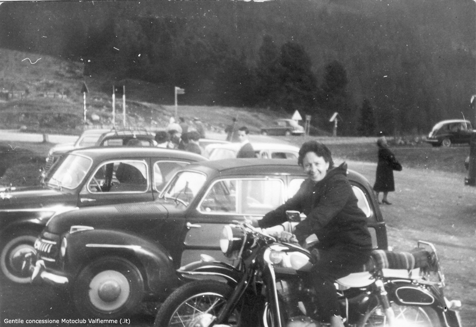 Gita in motocicletta al Passo Lavazè (1960)